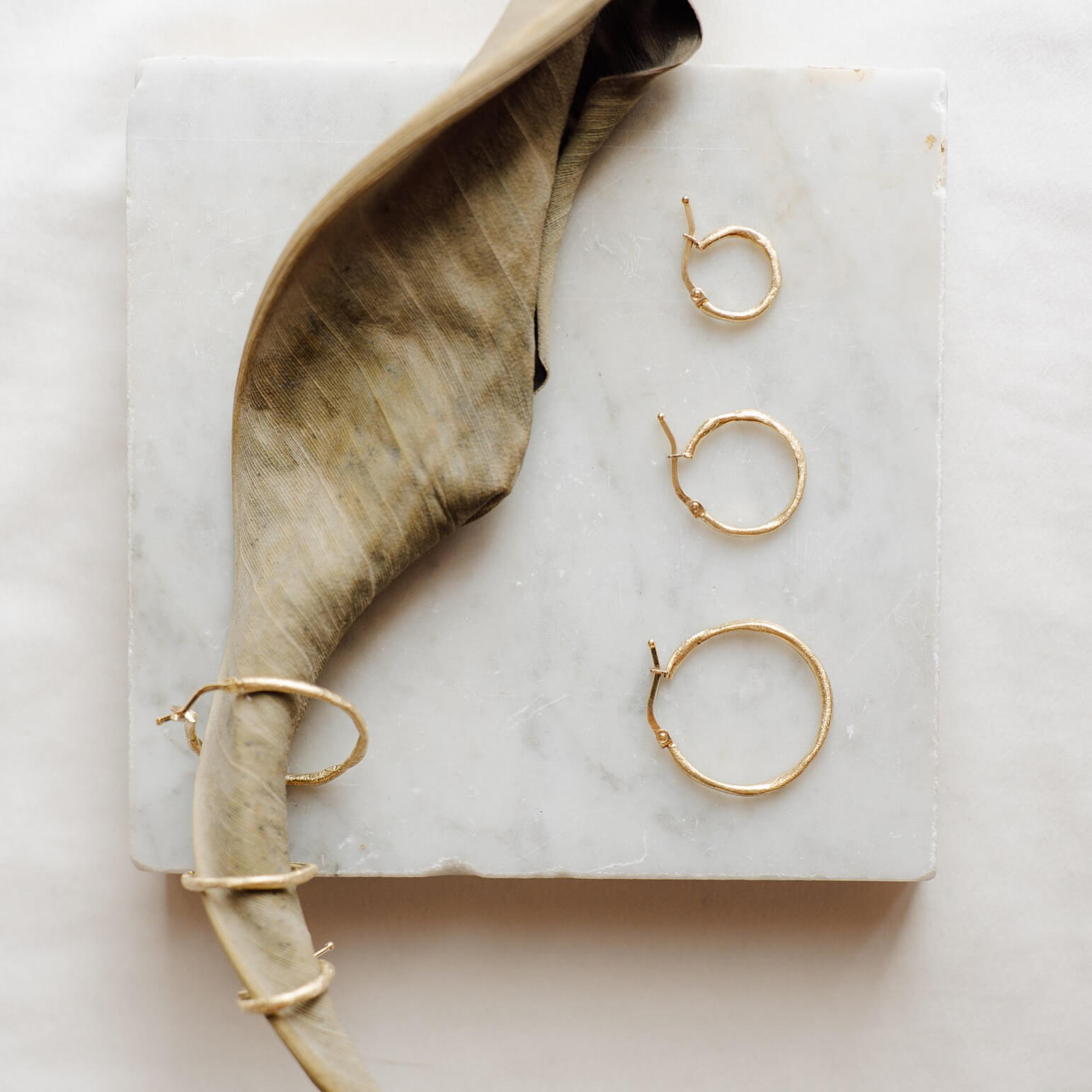 Irregular | Hoop earrings